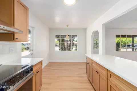 Other - 3526 E Cheery Lynn Rd, Phoenix, AZ 85018 photo 7 of 12