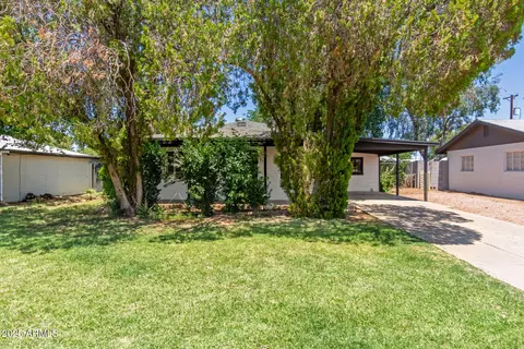 3526 E Cheery Lynn Rd, Phoenix, AZ 85018