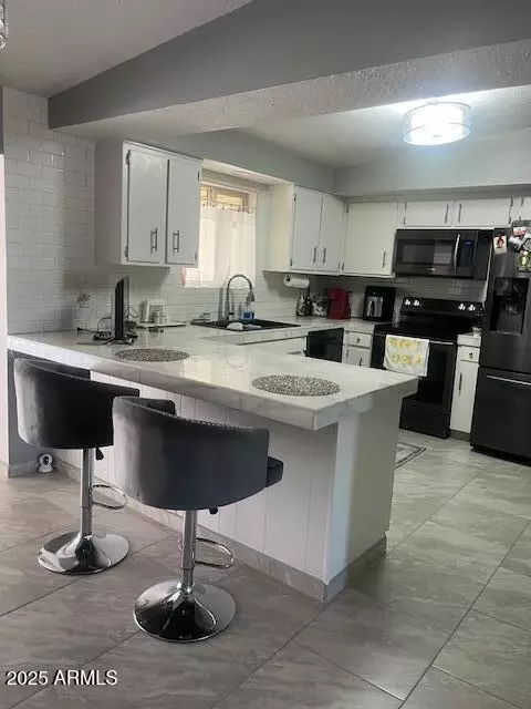 Kitchen - 2530 E 11th St, Douglas, AZ 85607 photo 1 of 3