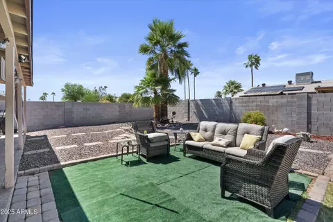 Exterior - 3636 W Crocus Dr, Phoenix, AZ 85053 photo 2 of 2
