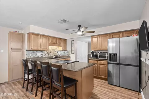 3636 W Crocus Dr, Phoenix, AZ 85053