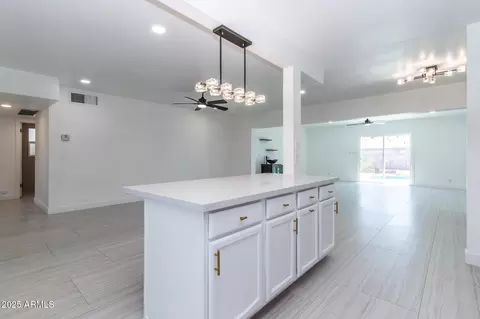 1011 W Weldon Ave, Phoenix, AZ 85013 photo 9