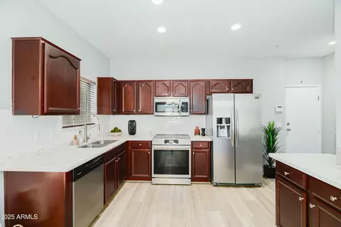 2402 E 5th St #1498, Tempe, AZ 85281