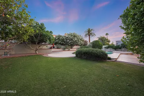 3417 E Mission Ln E, Phoenix, AZ 85028 photo 30