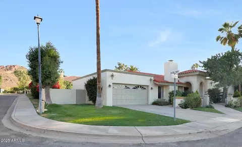 3417 E Mission Ln E, Phoenix, AZ 85028