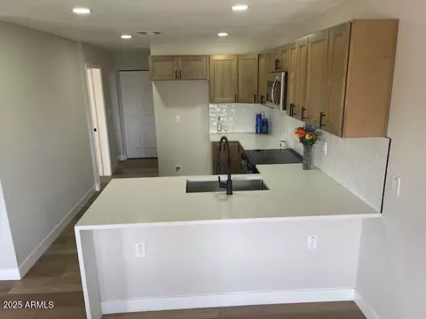 Kitchen - 954 E Henry St, Tempe, AZ 85288 photo 1 of 8