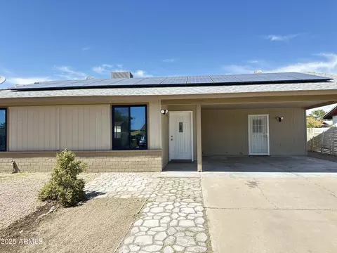 5924 W Tierra Buena Ln, Glendale, AZ 85306
