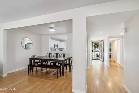 Entry Way - 5542 N 10th St, Phoenix, AZ 85014 photo 2 of 2