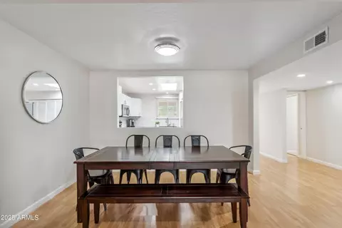 Dining - 5542 N 10th St, Phoenix, AZ 85014 photo 1 of 2