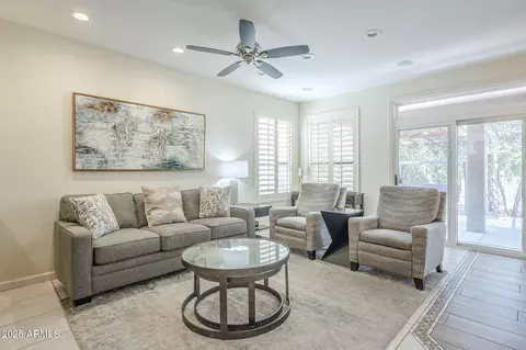 Living - 2114 Escuda Rd, Phoenix, AZ 85024 photo 4 of 6