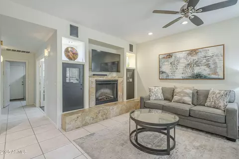 Living - 2114 Escuda Rd, Phoenix, AZ 85024 photo 5 of 6