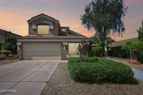 Exterior - 2114 Escuda Rd, Phoenix, AZ 85024 photo 2 of 5