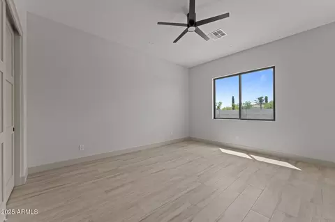 Bedroom - 39302 N 30th Dr, Phoenix, AZ 85086 photo 2 of 6