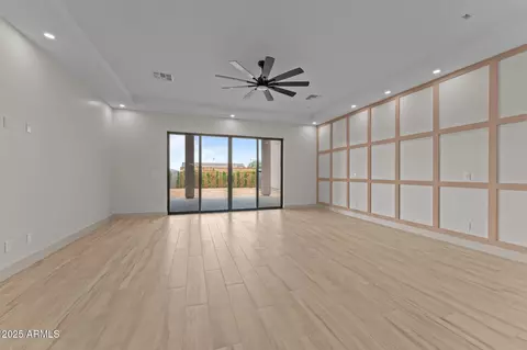 Living - 39302 N 30th Dr, Phoenix, AZ 85086 photo 6 of 6