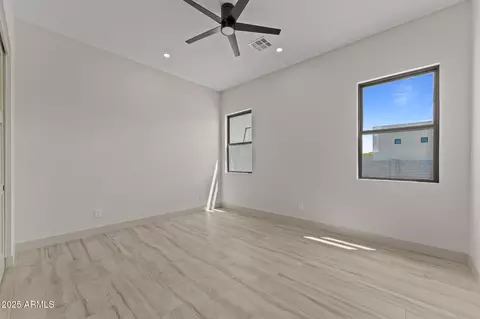 Bedroom - 39302 N 30th Dr, Phoenix, AZ 85086 photo 5 of 6