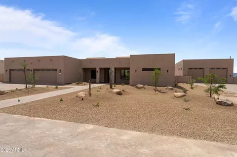 39302 N 30th Dr, Phoenix, AZ 85086