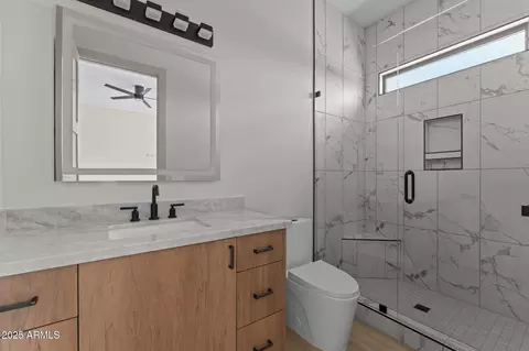 Bath - 39302 N 30th Dr, Phoenix, AZ 85086 photo 11 of 11