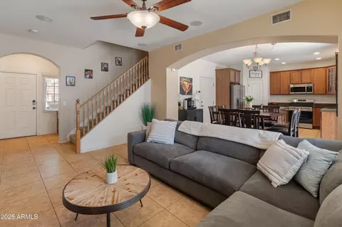 2331 E Sunland Ave, Phoenix, AZ 85040 photo 4