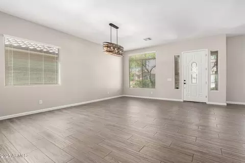 2409 W Red Range Way, Phoenix, AZ 85085 photo 8