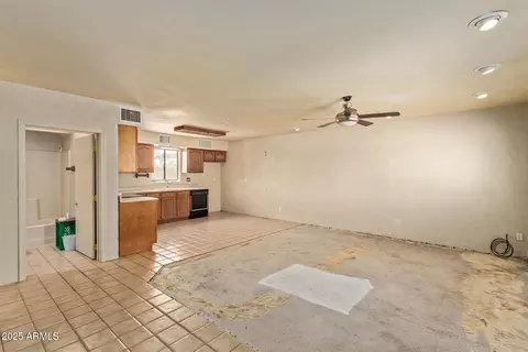 Living - 2131 E Rose Garden Ln, Phoenix, AZ 85024 photo 2 of 4