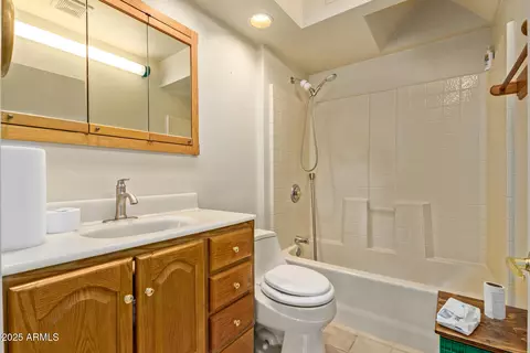 Bath - 2131 E Rose Garden Ln, Phoenix, AZ 85024 photo 1 of 1