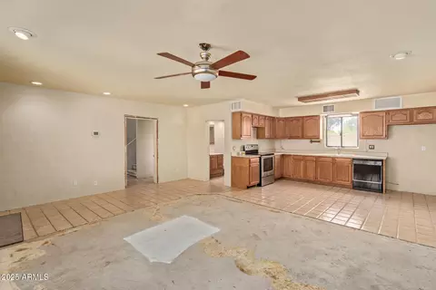 Living - 2131 E Rose Garden Ln, Phoenix, AZ 85024 photo 4 of 4