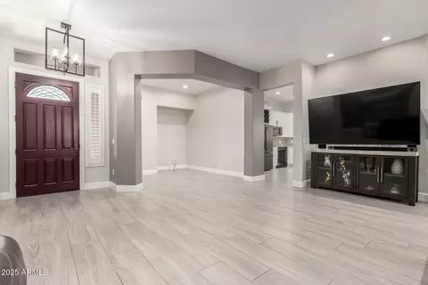 870 E Megan St, Gilbert, AZ 85295 photo 9