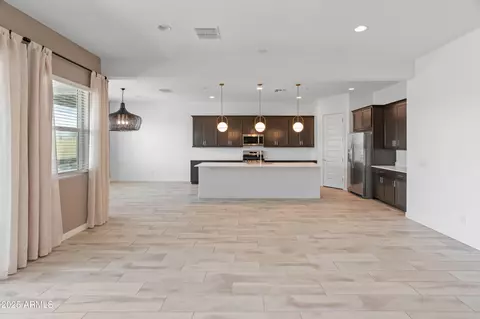 Living - 3260 W Caleb Rd, Phoenix, AZ 85083 photo 5 of 7