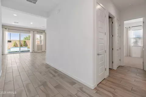 Entry Way - 3260 W Caleb Rd, Phoenix, AZ 85083 photo 4 of 6