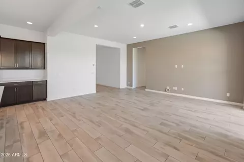 Living - 3260 W Caleb Rd, Phoenix, AZ 85083 photo 6 of 7