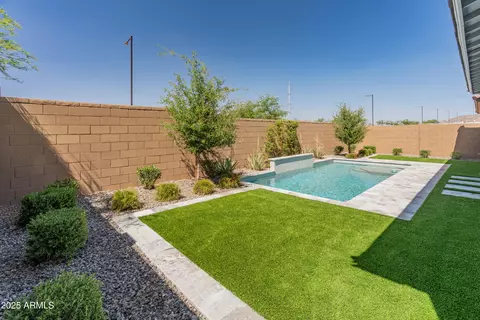 Exterior - 3260 W Caleb Rd, Phoenix, AZ 85083 photo 5 of 10