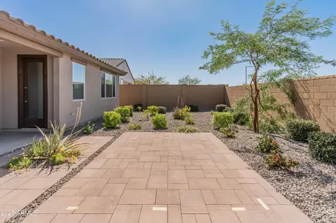 Exterior - 3264 W Caleb Rd, Phoenix, AZ 85083 photo 5 of 9