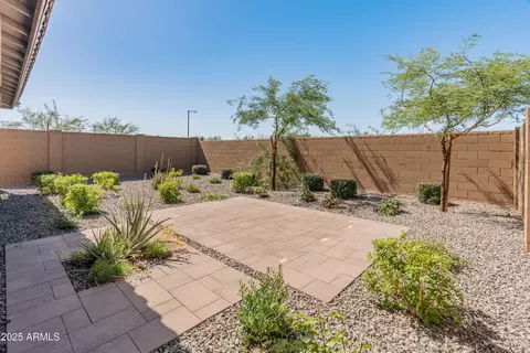 Exterior - 3264 W Caleb Rd, Phoenix, AZ 85083 photo 4 of 9