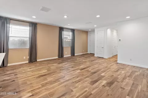 Living - 3264 W Caleb Rd, Phoenix, AZ 85083 photo 4 of 5
