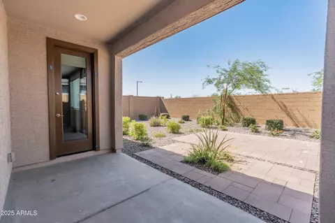 Exterior - 3264 W Caleb Rd, Phoenix, AZ 85083 photo 3 of 9