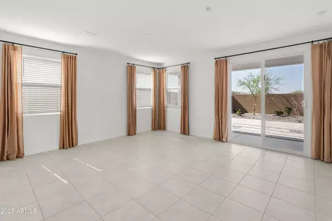 Living - 3268 W Caleb Rd, Phoenix, AZ 85083 photo 3 of 4