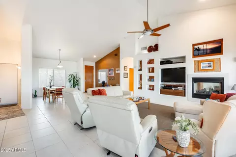 Living - 34005 N 10th St, Phoenix, AZ 85085 photo 2 of 2