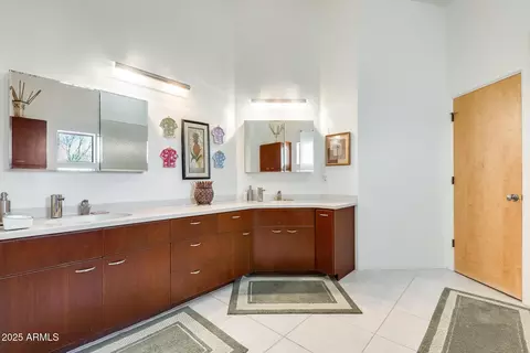 Bath - 34005 N 10th St, Phoenix, AZ 85085 photo 1 of 3