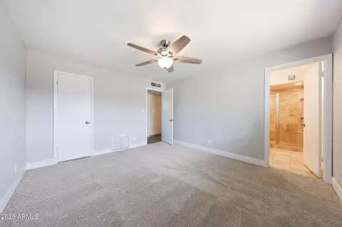 Bedroom - 1320 E Butler Dr, Phoenix, AZ 85020 photo 5 of 5