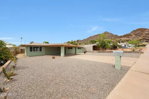 Exterior - 1320 E Butler Dr, Phoenix, AZ 85020 photo 1 of 5