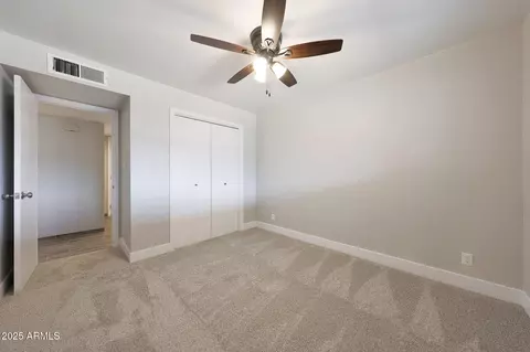Bedroom - 1320 E Butler Dr, Phoenix, AZ 85020 photo 2 of 5