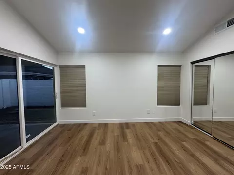 915 E Annette Dr, Phoenix, AZ 85022 photo 9
