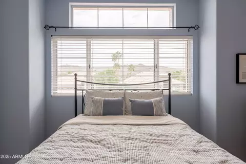 Bedroom - 1667 E Saltsage Dr, Phoenix, AZ 85048 photo 6 of 11