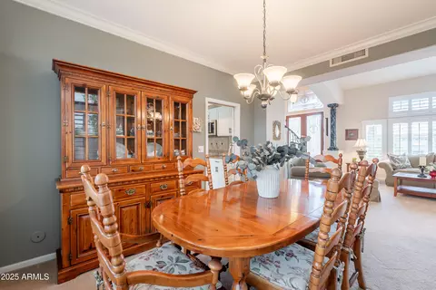 Dining - 1667 E Saltsage Dr, Phoenix, AZ 85048 photo 2 of 5
