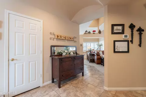 Entry Way - 1667 E Saltsage Dr, Phoenix, AZ 85048 photo 5 of 6