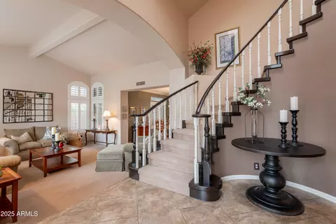 Entry Way - 1667 E Saltsage Dr, Phoenix, AZ 85048 photo 3 of 6