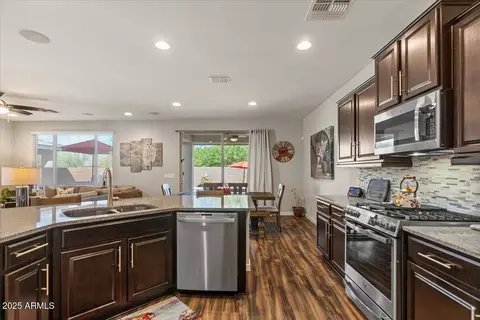 22136 N 28th Pl, Phoenix, AZ 85050 photo 15