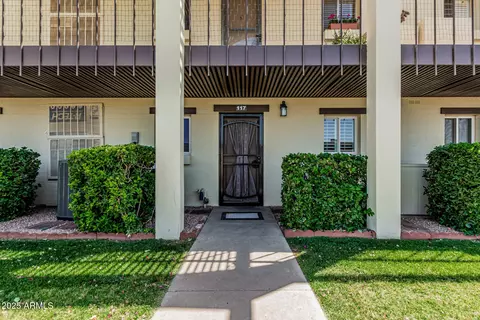 131 N Higley Rd #117, Mesa, AZ 85205