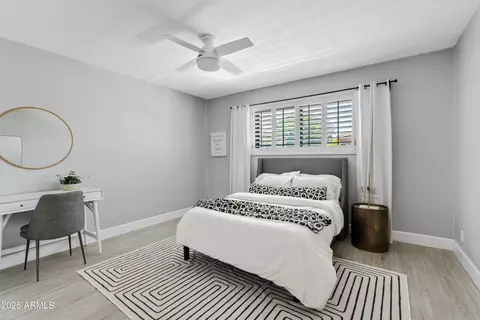 101 E Linger Ln, Phoenix, AZ 85020 photo 27