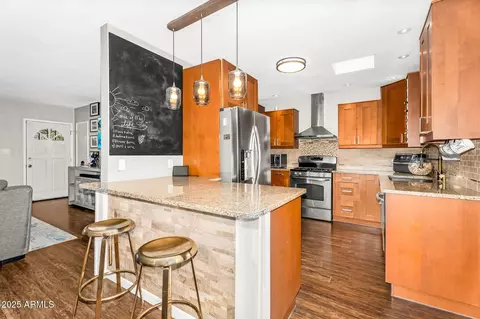 Kitchen - 2715 Edgemont Ave, Phoenix, AZ 85008 photo 1 of 3